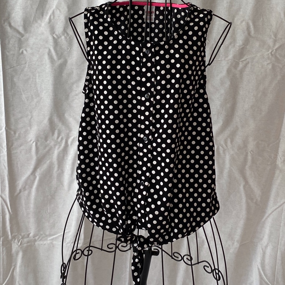 Girl’s shirt